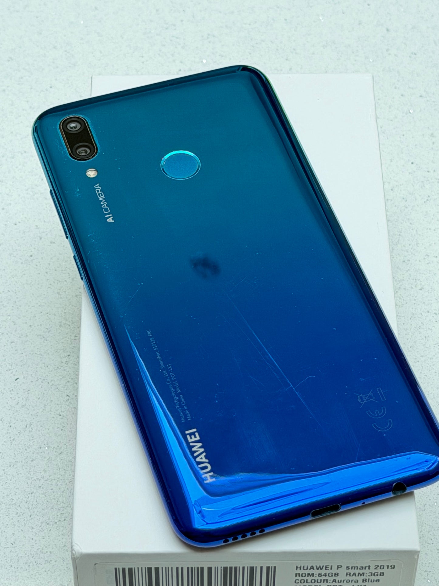 Huawei P smart (2019) POT-LX1 - 64GB - Sapphire Blue Unlocked